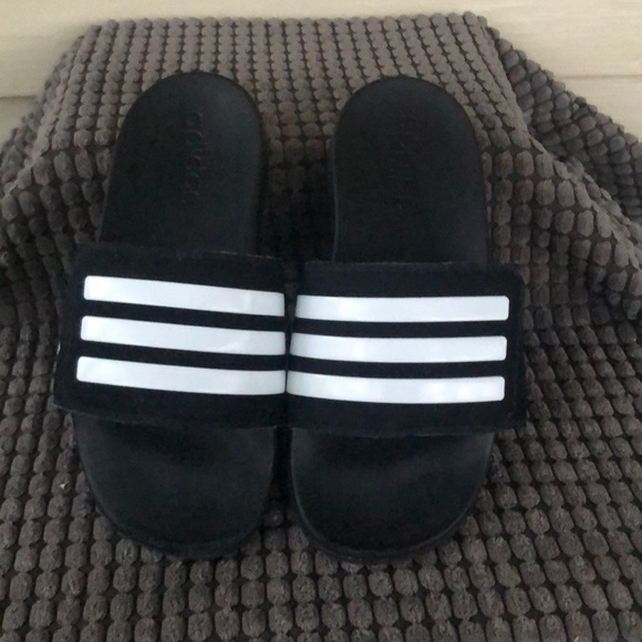adidas slides unisex